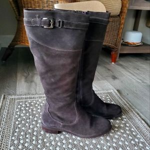 La Canadienne Espresso suede boots, Size 8